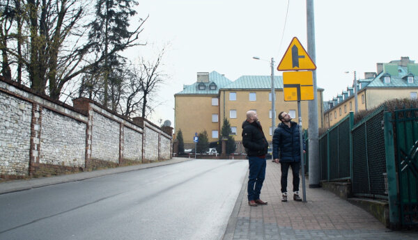 Podobno obwodnica i rondo z parkingiem